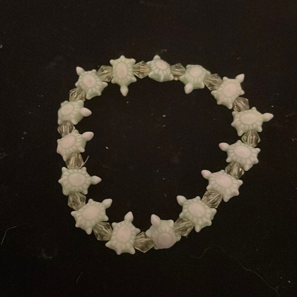 6” green beaded turtle beads stackable stretch bracelet w/30 turtles & beads - Picture 1 of 8